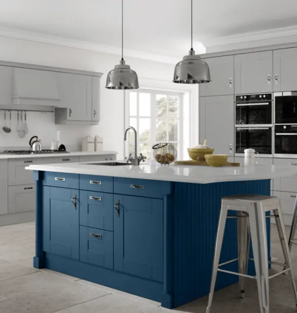 Malham Solid Ash Shaker gallery image